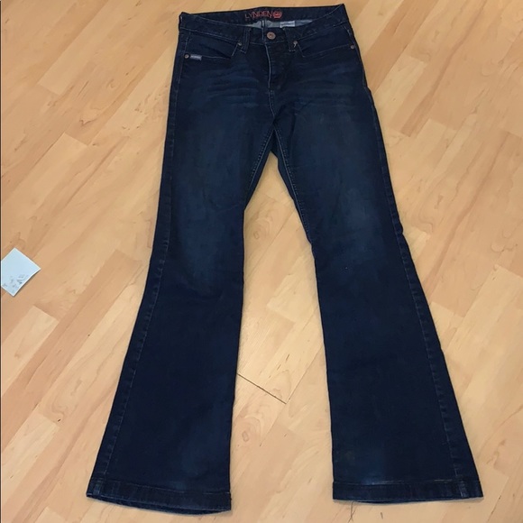 Lyndon Cinch Flare Jean - Picture 3 of 6